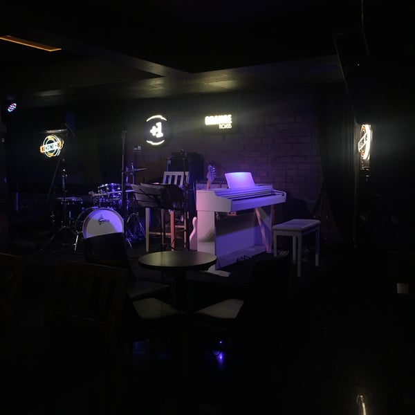 Photo taken at Noasis Jazz Club by Saeideh on 6/15/2022