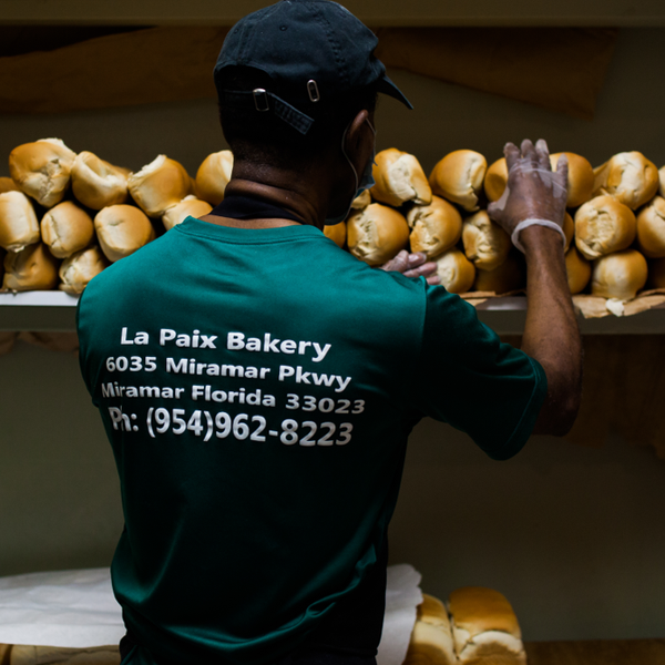 8/21/2020 tarihinde La Paix Bakeryziyaretçi tarafından La Paix Bakery'de çekilen fotoğraf
