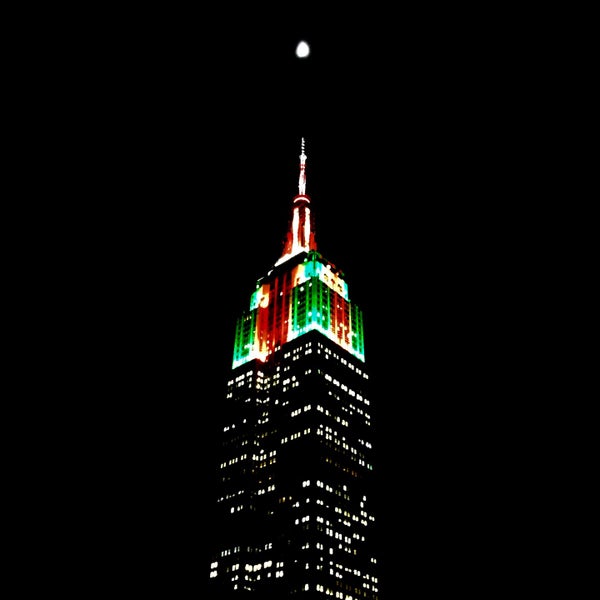 Foto tirada no(a) Empire State Building por Diogo M. em 12/29/2014