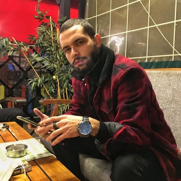 Photo taken at Limon Cafe &amp; Patisserie by Kürşat Enes A. on 11/15/2020
