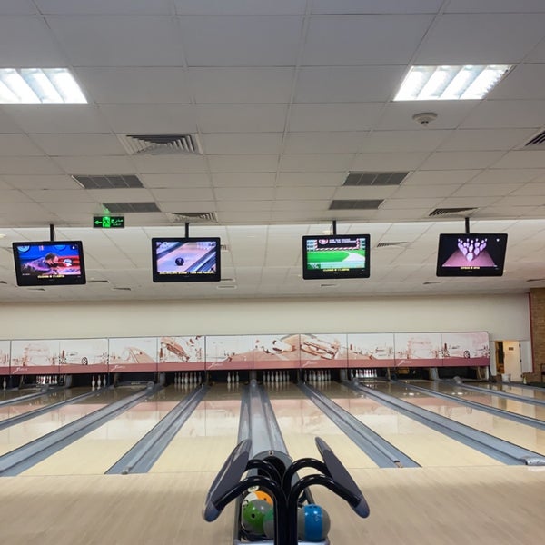 small Think metallic Photos at Laith Bowling Alley - Bowling Alley in الظهران