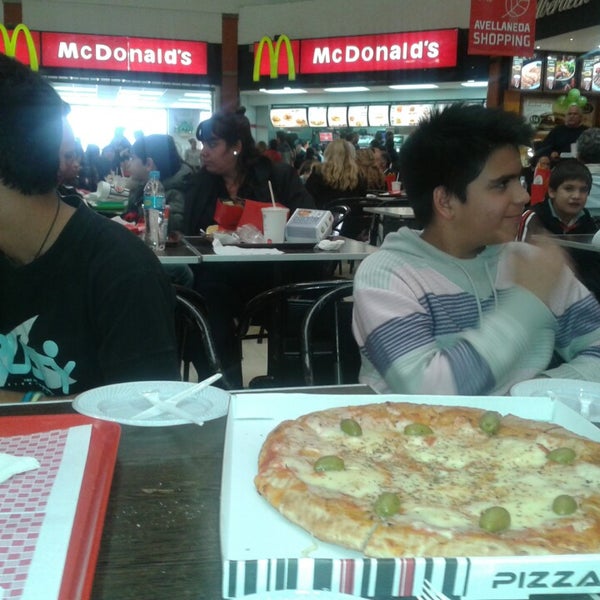 Foto scattata a Parque Avellaneda Shopping da Micaela V. il 7/27/2013