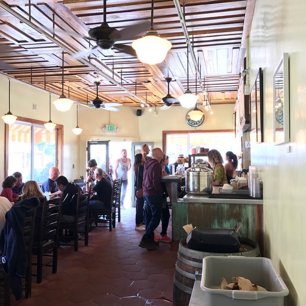 Photo taken at Beachside Coffee Bar &amp; Kitchen by Netta S. on 4/9/2017