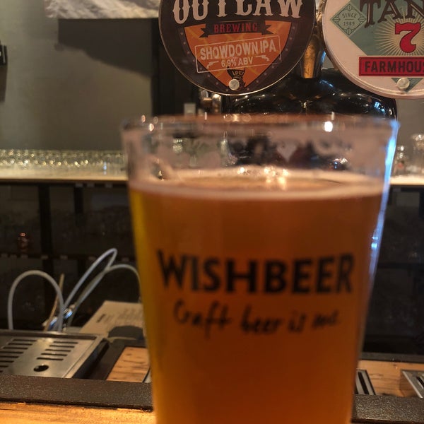 Photo taken at Wishbeer by Foodtaliban .. on 3/22/2018