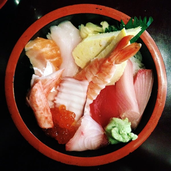 Photo taken at Mikaku Restaurant by Eileen C. on 4/5/2014