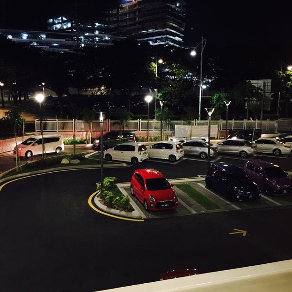 Mcdonald S Mccafe Fast Food Restaurant In Putrajaya