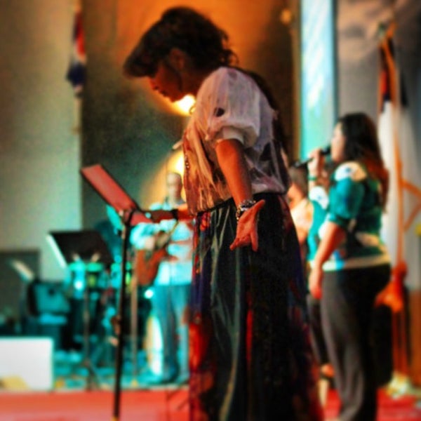 6/24/2013にSteven D.がFaith Outreach Center Internationalで撮った写真