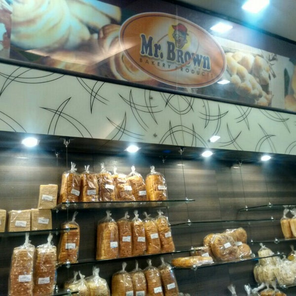 Брекфест кафе в москве. Хлеб насущный кафе. Цех 585 пекарня. Интерьер пекарни. 16 bakery.