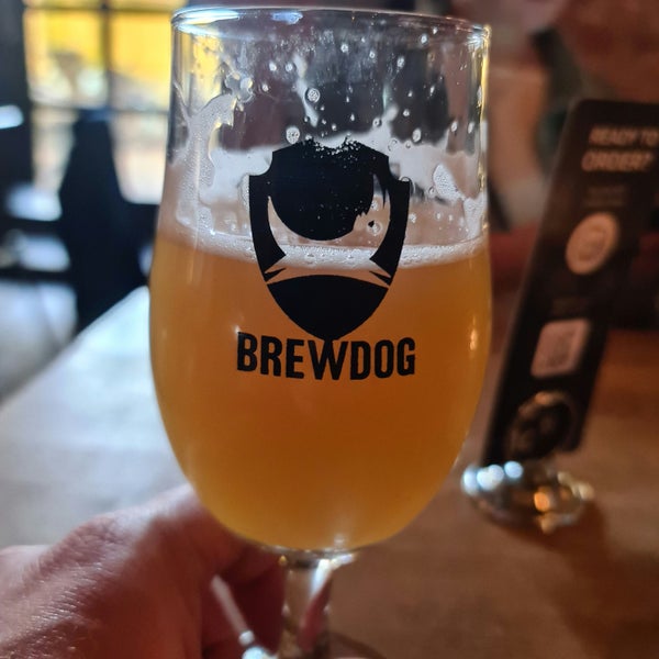 Photo taken at BrewDog Grünerløkka by Kristoffer K. on 4/23/2022