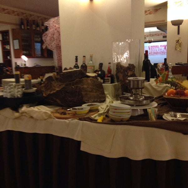 Foto tirada no(a) Etruscan Chocohotel Hotel por Loredana D. em 2/18/2014