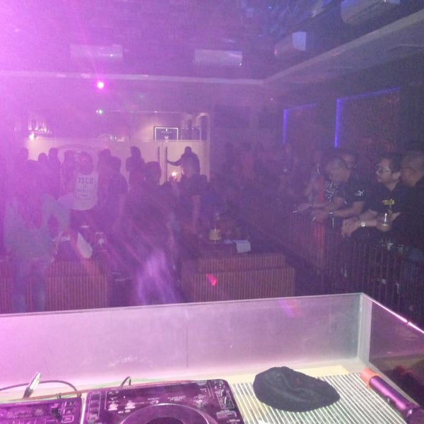 D b club. D b club