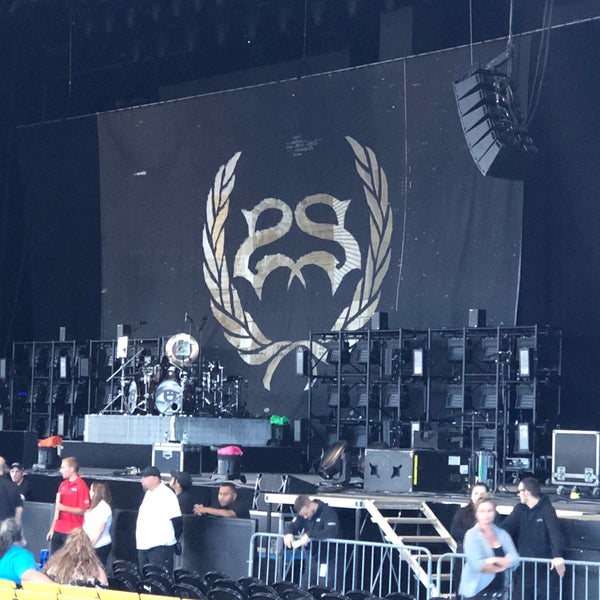 Photo taken at Hollywood Casino Amphitheatre by James P. on 9/21/2018