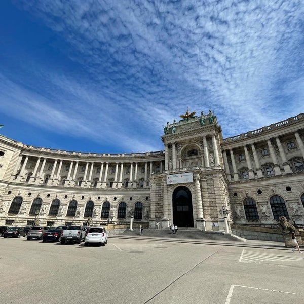 Foto scattata a Hofburg da brho ღ. il 7/27/2023