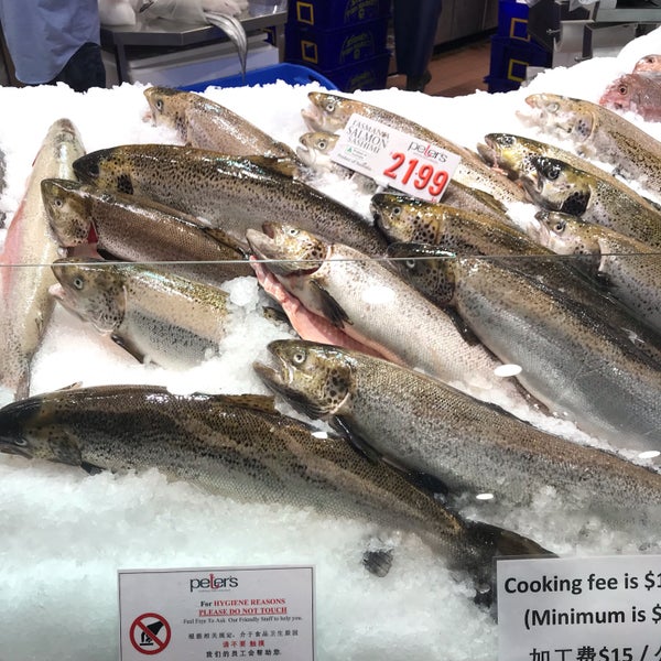 4/19/2019 tarihinde Eric C.ziyaretçi tarafından Peter&#39;s Fish Market'de çekilen fotoğraf