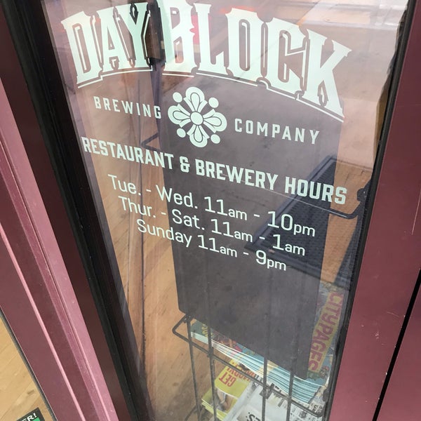 Foto scattata a Day Block Brewing Company da Eric C. il 8/15/2019