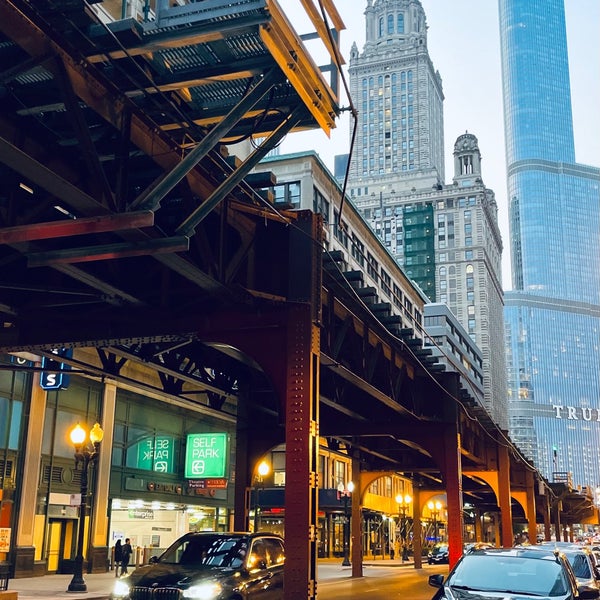 Foto tomada en City of Chicago  por Nader 💎 el 6/17/2023