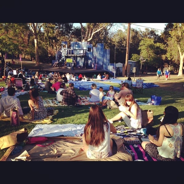 7/4/2014 tarihinde Jackson T.ziyaretçi tarafından Griffith Park Free Shakespeare Festival'de çekilen fotoğraf