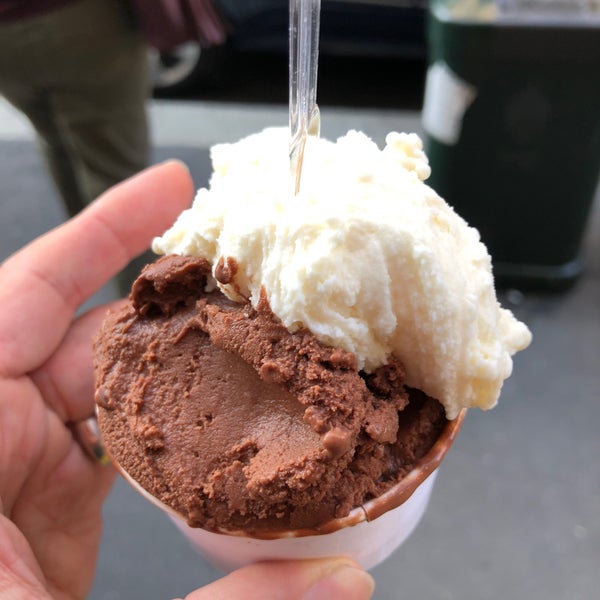 Photo taken at Gelato Giusto by Alessio R. on 6/27/2018