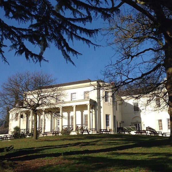 View Mansion House Harvester Reading Pics