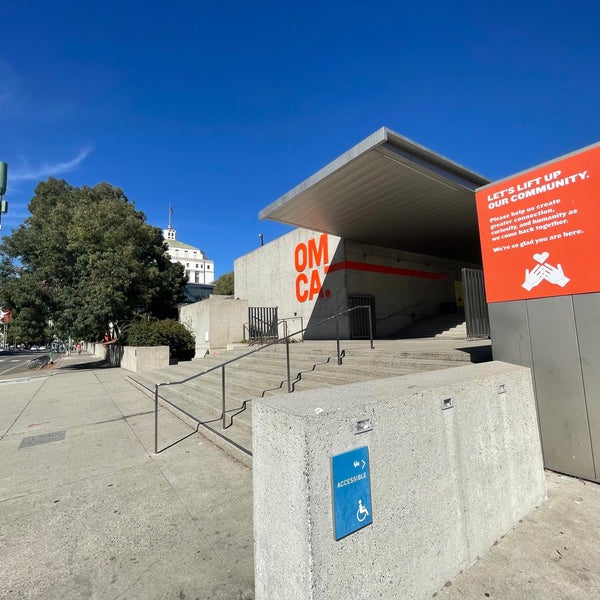 Foto tirada no(a) Oakland Museum of California por Blue H. em 8/11/2022