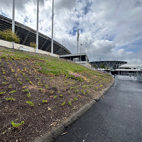 Foto tirada no(a) Oakland-Alameda County Coliseum por Blue H. em 5/6/2023