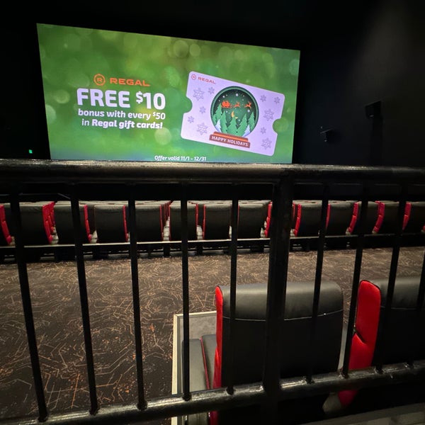 Regal Atlantic Station ScreenX, IMAX, RPX & VIP Atlanta'da Sinema