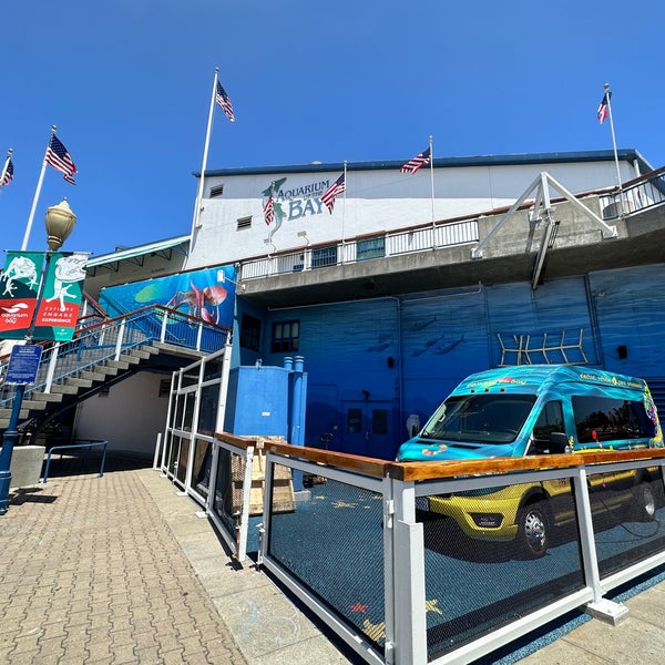 Foto tirada no(a) Aquarium of the Bay por Blue H. em 7/26/2023