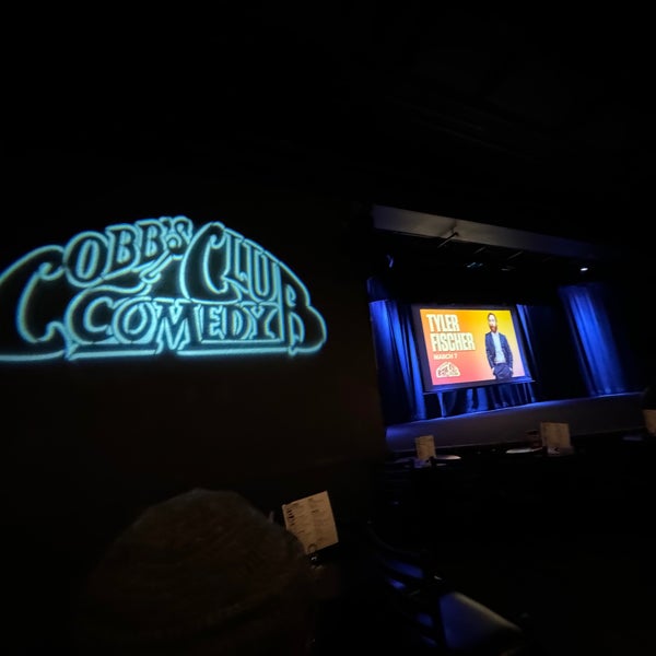 รูปภาพถ่ายที่ Cobb&#39;s Comedy Club โดย Blue H. เมื่อ 1/15/2024