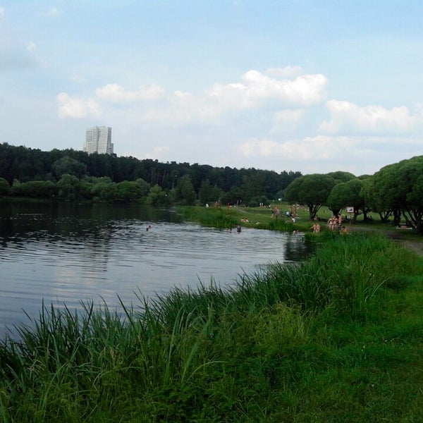 красный двор смоленск. красный двор 4. минск революционная. улица немига и красный дворик в минске. красный двор.