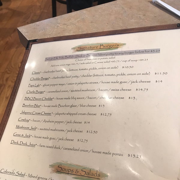 Foto scattata a The Grubsteak Restaurant da Molly E. il 2/17/2019
