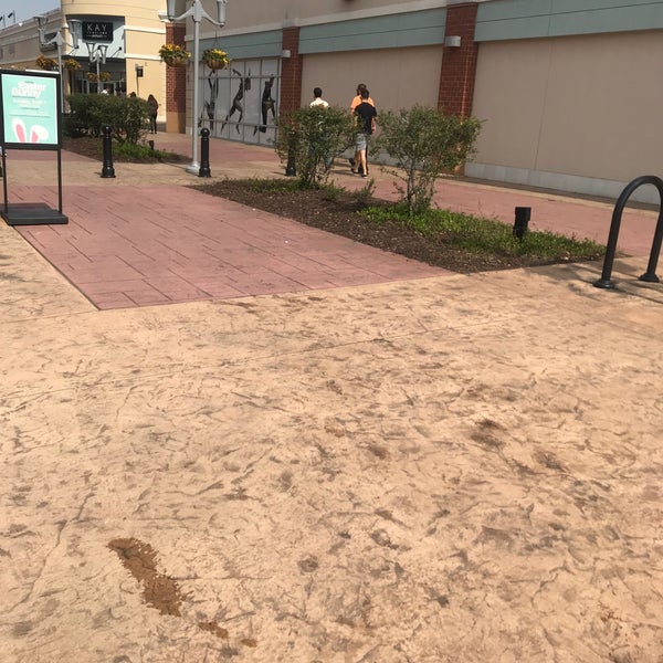 Photo taken at The Outlet Shoppes at Atlanta by Molly E. on 3/24/2019