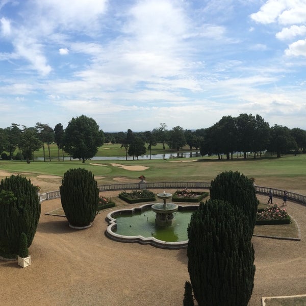 Photo taken at Stoke Park Country Club, Spa &amp; Hotel by Flavi B. on 6/26/2015