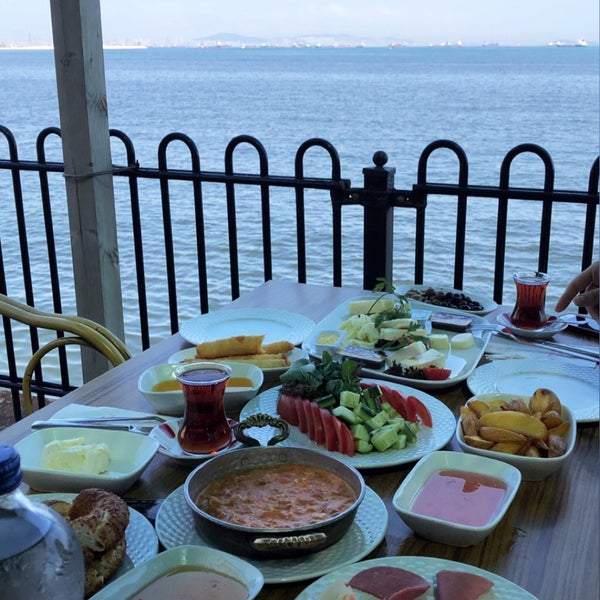 6/5/2019 tarihinde Gamze K.ziyaretçi tarafından Manzara Cafe &amp; Restaurant'de çekilen fotoğraf