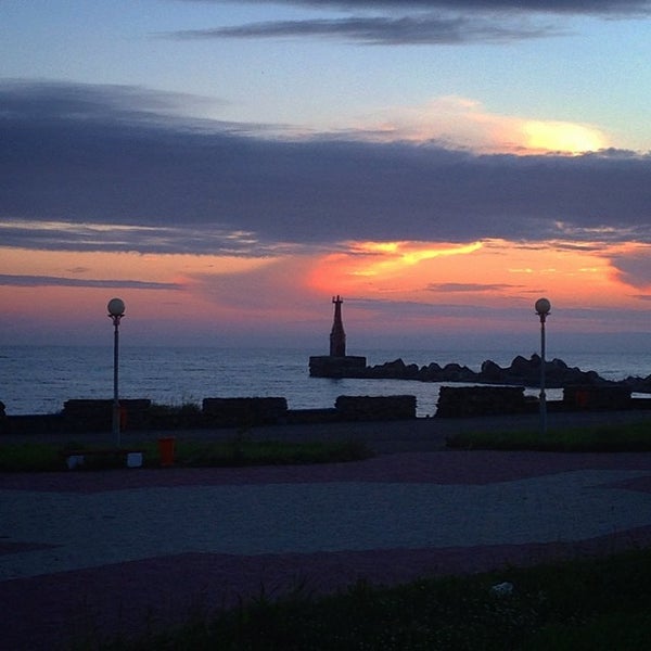 Холмск набережная