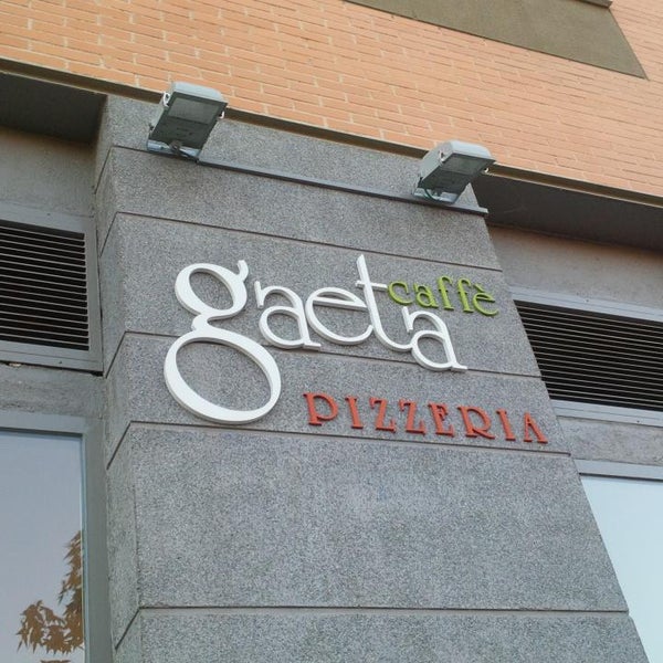 Photo taken at Gaeta Caffè Pizzería by Pietro L. on 8/15/2014