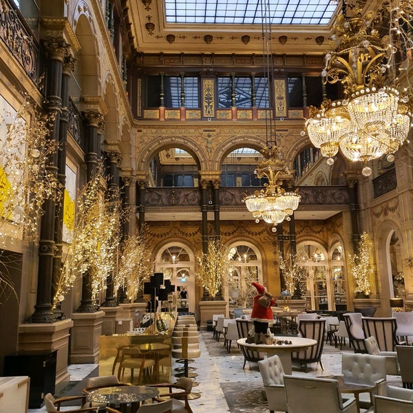 Foto tirada no(a) Hilton Paris Opéra por Sebastian H. em 12/22/2019