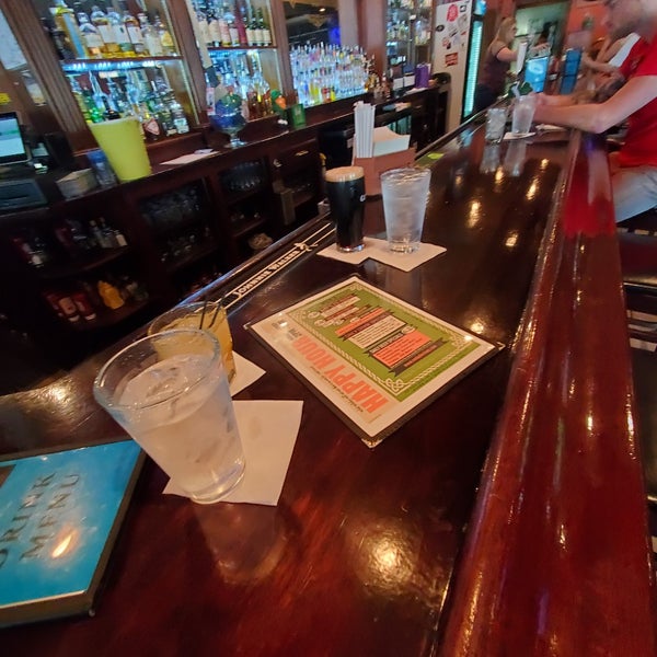 4/21/2023 tarihinde Lauren M.ziyaretçi tarafından Ned Devine&#39;s Irish Pub &amp; Sports Bar'de çekilen fotoğraf