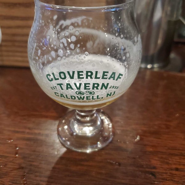 Photo taken at Cloverleaf Tavern by Lauren M. on 12/7/2022
