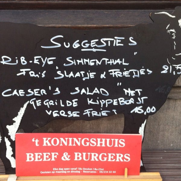 Photo taken at &#39;t Koningshuis Beef &amp; Burgers by Isabelle👠 R. on 6/7/2014