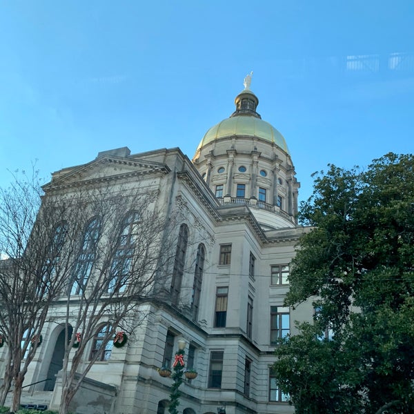 Foto tirada no(a) Georgia State Capitol por Steve O. em 12/14/2019