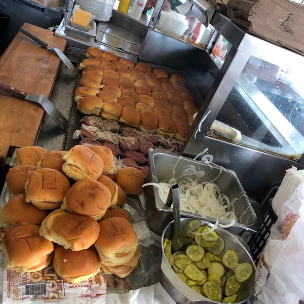 7/20/2019에 سّ님이 White Manna Hamburgers에서 찍은 사진