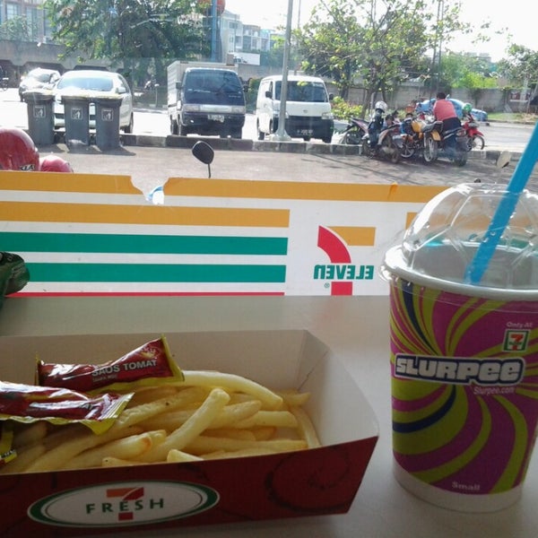 Тайские сладости из магазина 7 Eleven