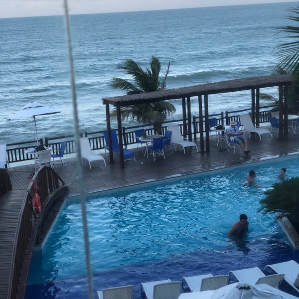 Foto diambil di Ocean Palace Beach Resort &amp; Bungalows oleh marisela b. pada 7/14/2018