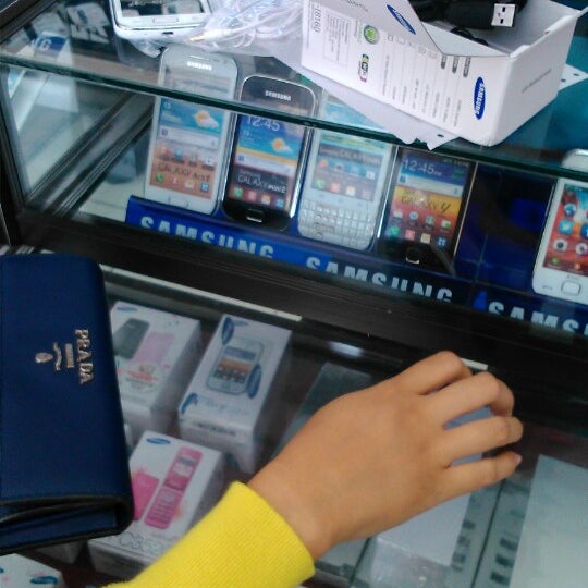 Mentari Cell Fashion Lumajang Jawa Timur