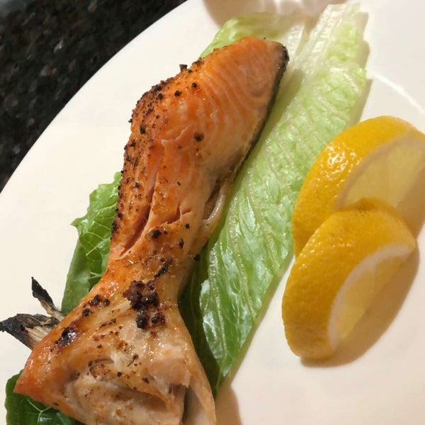 Foto diambil di Nomura Sushi oleh Erin A. pada 9/7/2019