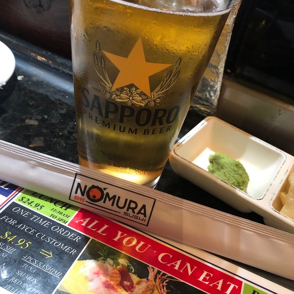 Foto tomada en Nomura Sushi  por Erin A. el 9/7/2019
