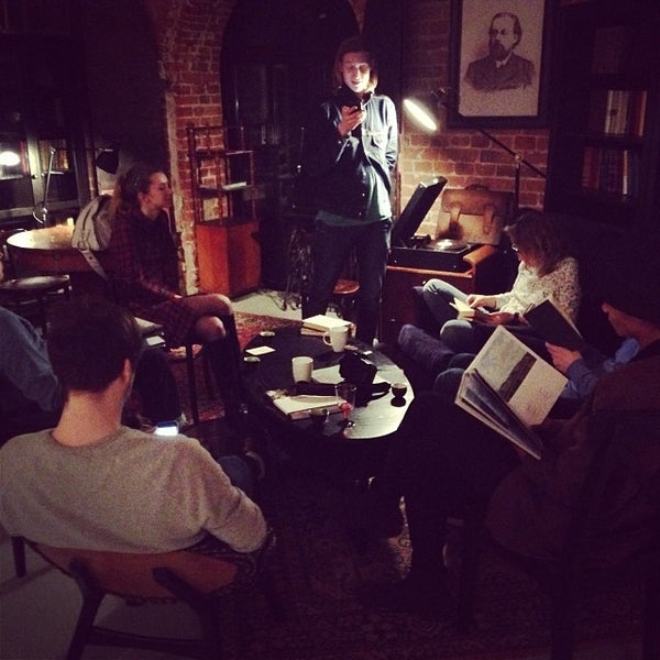 Das Foto wurde bei Coworking &amp; Time Cafe Tsiolkovsky von Gleb G. am 12/20/2013 aufgenommen