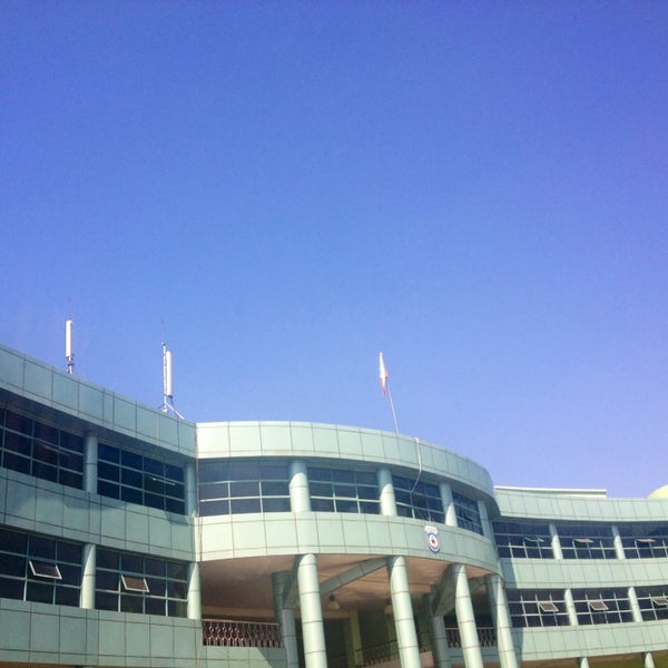 Университет мальмо швеция. Университет мальмо швеция. Северо-восточный университет китай далянь. Морской университет мальме. Maritime university.