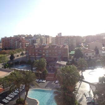 Photo taken at Aqua Hotel Bella Playa Malgrat de Mar by Jarne on 4/5/2014