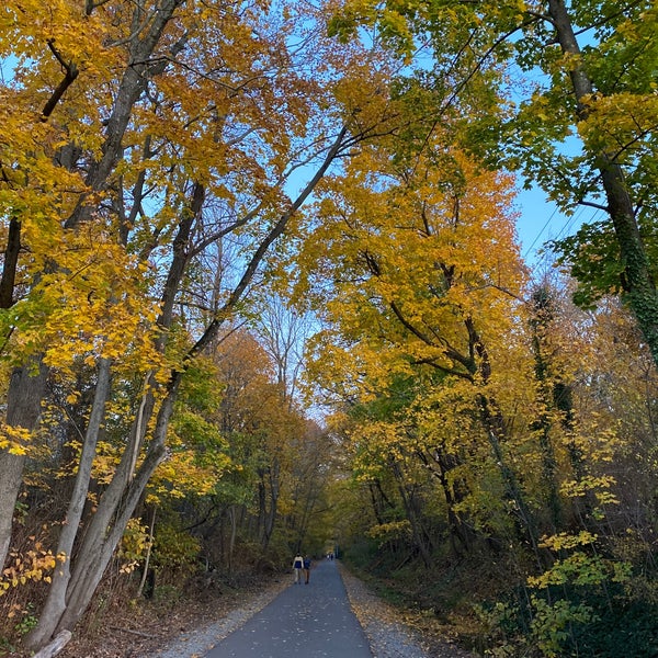 Middlesex Greenway Trail In Metuchen